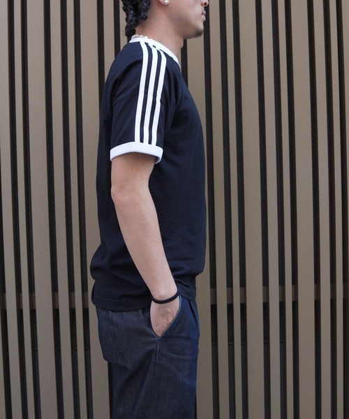 adidas(アディダス)の「adidas Originals(アディダスオリジナルス) 3-STRIPES TEE スリーストライプ Tシャツ ユニセックス【2026年春夏入荷モデル】(Tシャツ/カットソー・レディース・ブラック/ホワイト・L/M/S)」の7枚目の写真