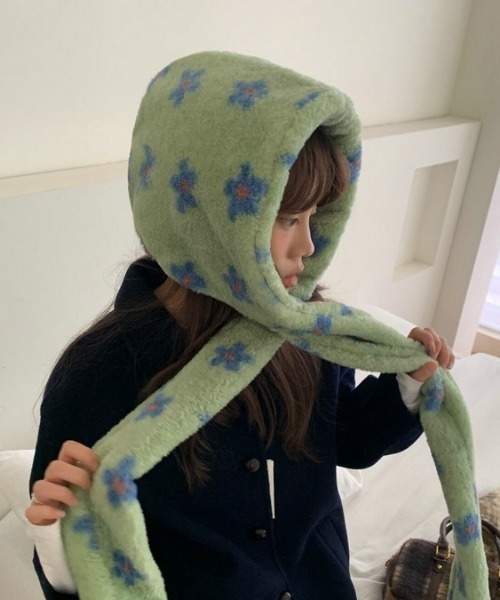 Vipoa（ヴィポア）の「フラワーデザインマフラーバラクラバ（ネックウォーマー/スヌード・レディース・グレー/アイボリー/ブラウン/グリーン・FREE）」の4枚目の写真