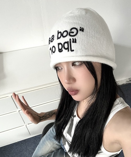 Y2K ロゴニットビーニー 平成ギャル(MA/EK488)（ニットキャップ