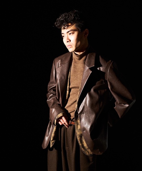 THE BOLDMAN（ザ ボールドマン）の「Synthetic Leather Tailored Jacket  / シンセティックレザーテーラードジャケット（その他アウター・メンズ・ブラック/ブラウン・MEDIUM/LARGE）」の22枚目の写真