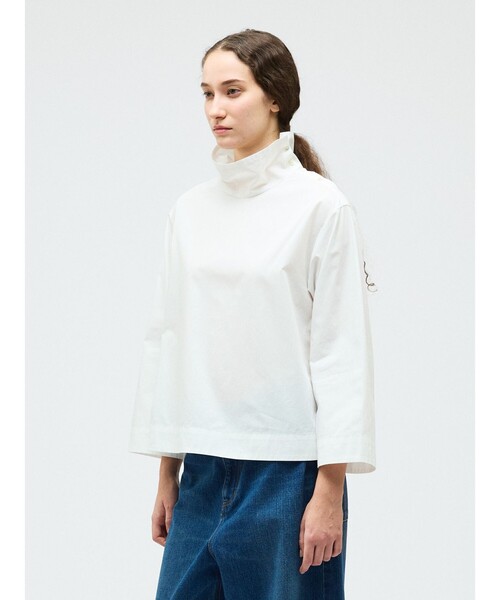 mizuiroind（ミズイロインド）の「mizuiro ind ハイネックシャツ（シャツ/ブラウス・レディース・ブルー/オフホワイト/ベージュ・FREE）」の8枚目の写真