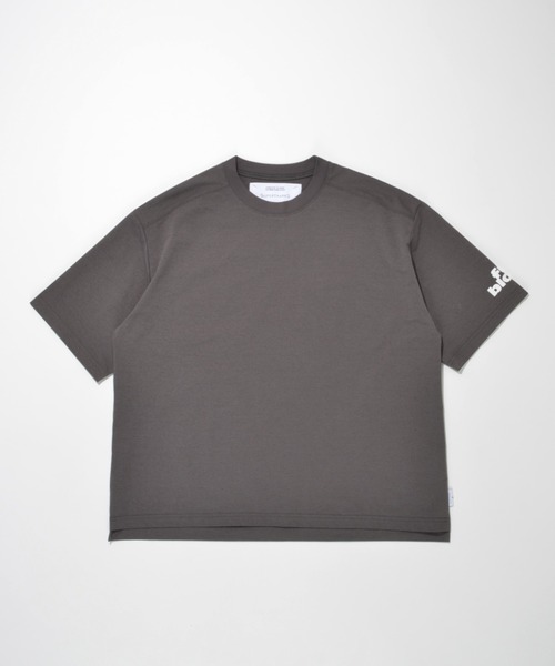 SUPERTHANKS（スーパーサンクス）の「【吸水速乾・接触冷感・抗菌防臭】バックプリントフラワーTシャツ[full bloom] Functional S/S T-shirt（Tシャツ/カットソー・メンズ・ブラック/チャコールグレー/ベージュ/ホワイト・L/M/S）」の8枚目の写真