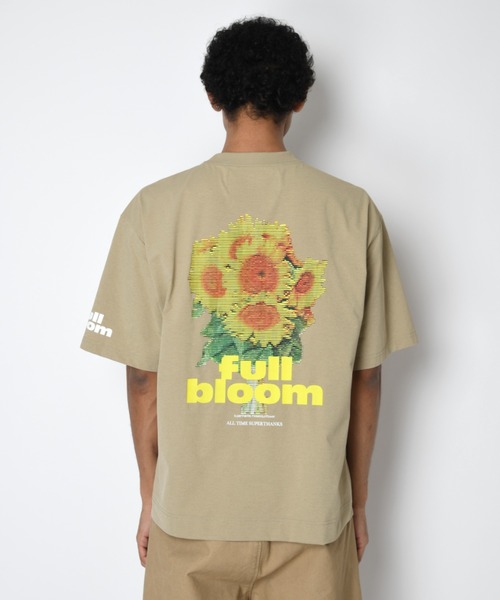 SUPERTHANKS（スーパーサンクス）の「【吸水速乾・接触冷感・抗菌防臭】バックプリントフラワーTシャツ[full bloom] Functional S/S T-shirt（Tシャツ/カットソー・メンズ・ブラック/チャコールグレー/ベージュ/ホワイト・L/M/S）」の16枚目の写真