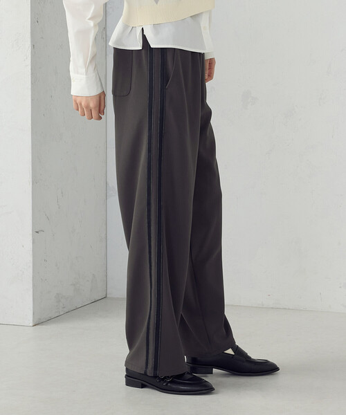 COMME CA ISM(コムサイズム)の「トラックパンツ(その他パンツ・レディース・チャコール/ブラック・X-LARGE/LARGE/MEDIUM/SMALL)」の15枚目の写真