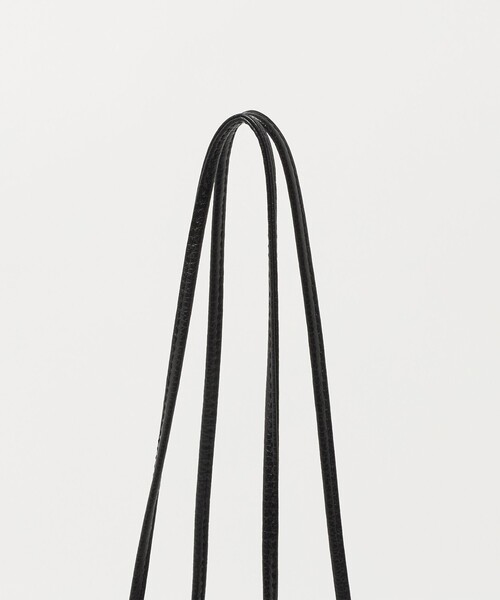 BEAUTY&YOUTH UNITED ARROWS（ビューティーアンドユースユナイテッドアローズ）の「＜LA UNIQA＞レザー 巾着 バッグ（ハンドバッグ・メンズ・ブラック・FREE）」の7枚目の写真