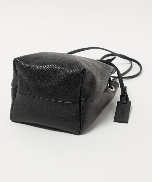 BEAUTY&YOUTH UNITED ARROWS（ビューティーアンドユースユナイテッドアローズ）の「＜LA UNIQA＞レザー 巾着 バッグ（ハンドバッグ・メンズ・ブラック・FREE）」の8枚目の写真