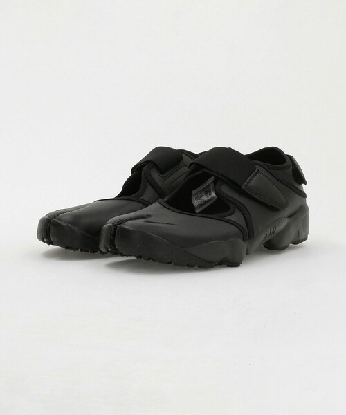 NIKE(ナイキ)の「<NIKE>AIR RIFT サンダル(サンダル・メンズ・ブラック・26cm/28cm/27cm/29cm)」の2枚目の写真