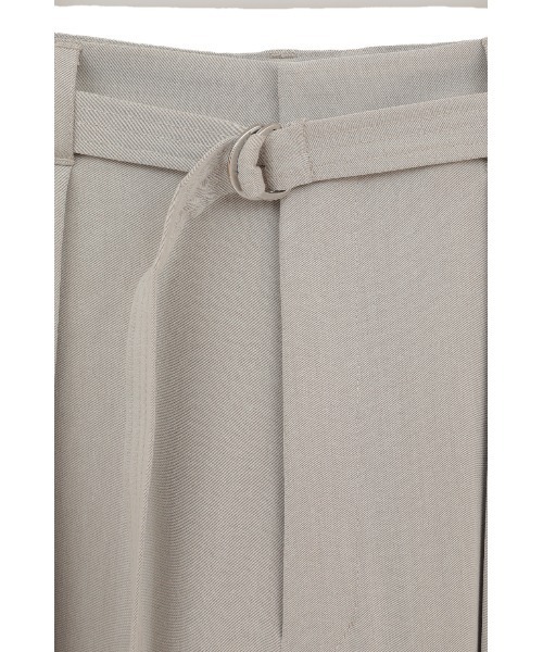 MANOF(マノフ)の「BELTED IN-TUCK WIDE PANTS(その他パンツ・レディース・ベージュ/ネイビー・M/S)」の10枚目の写真