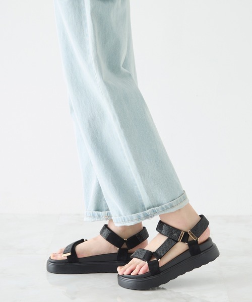 coca(ANDEX shoes product)(コカ)の「厚底 ベルクロ ストラップ ビジューサンダル(サンダル・レディース・ベージュ/ブラック・MEDIUM/SMALL/LARGE)」の11枚目の写真