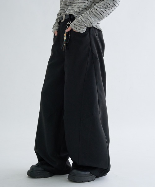 EPNK（イーピーエヌケー）の「Seamcurve slacks / シームカーブスラックス（スラックス・メンズ・チャコールグレー/ブラック・MEDIUM/LARGE/SMALL）」の20枚目の写真