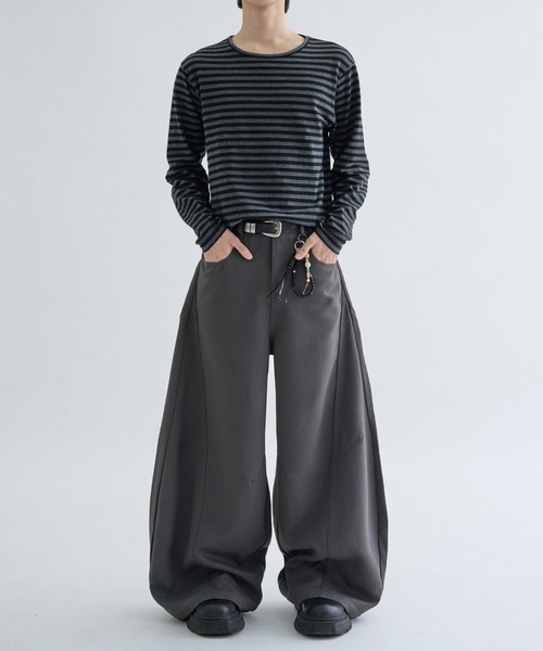 EPNK（イーピーエヌケー）の「Seamcurve slacks / シームカーブスラックス（スラックス・メンズ・チャコールグレー/ブラック・MEDIUM/LARGE/SMALL）」の6枚目の写真