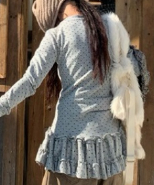 Ritzy(リッツィー)の「ドット柄フリルヘムシアートップス(Tシャツ/カットソー・レディース・ホワイト/グレー・S/M/L/XL)」の6枚目の写真