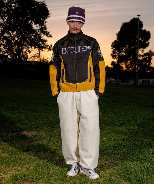 HUF(ハフ)の「MEGABLAST KNIT BUCKET HAT(ハット・メンズ・ベージュ系その他/パープル/ブラック・O/S)」の5枚目の写真