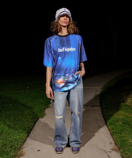 HUF(ハフ)の「MEGABLAST KNIT BUCKET HAT(ハット・メンズ・ベージュ系その他/パープル/ブラック・O/S)」の4枚目の写真