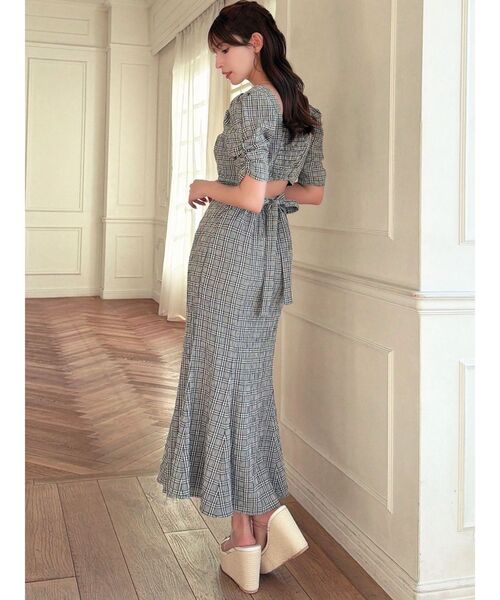 RESEXXY（リゼクシー）の「バックオープンマーメイドワンピース（ワンピース・レディース・その他1/レッド/ホワイト・FREE）」の18枚目の写真