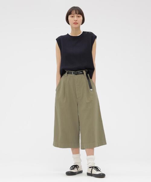 MHL.(エムエイチエル)の「BELGIAN LINEN COTTON PLAINWEAV(その他パンツ・レディース・カーキ・2/1)」の1枚目の写真