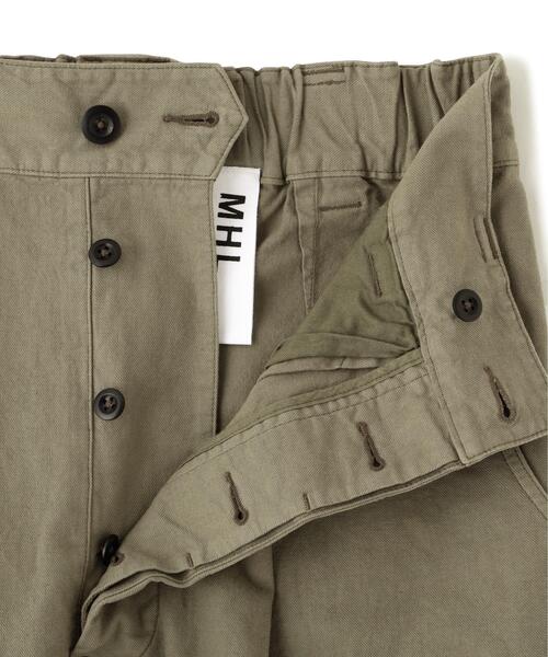 MHL.(エムエイチエル)の「BELGIAN LINEN COTTON PLAINWEAV(その他パンツ・レディース・カーキ・2/1)」の7枚目の写真