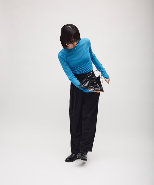 TONER（トナー）の「ミニギャザー巾着バッグ/ロゴプレート付き（ショルダーバッグ・レディース・レッド/ブラウン/ブラック・FREE）」の20枚目の写真