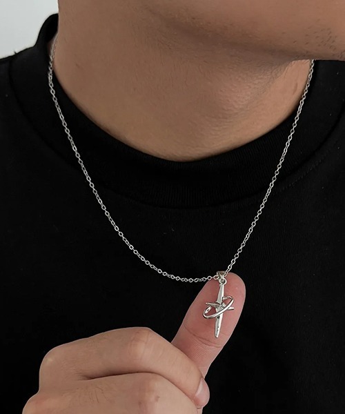 ARCHIVER（アーカイバ）の「【Bz】EK535/シルバークロス＆リングトップネックレス/メンズ(NEZ)（ネックレス・メンズ・シルバー・FREE）」の2枚目の写真