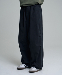 MOOVN（ムブン）の「パラシュートワイドバンディングパンツブラック（その他パンツ）」