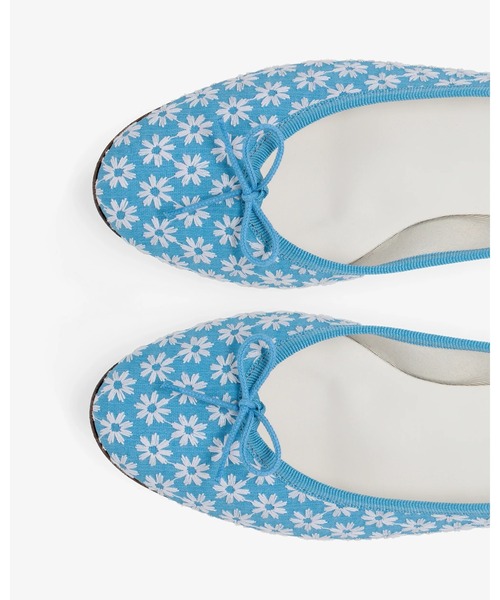 Repetto(レペット)の「Cendrillon Haute バレエフラット - EUサイズ / V374FLEURS(バレエシューズ・レディース・ライトブルー・38/37/36/35/34)」の3枚目の写真