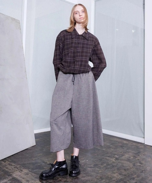 VOAAOV(ヴォアーブ)の「【VOAAOV】TWEED / STRIPE - SET UP Wide Cropped Pants(その他パンツ・メンズ・ネイビー/ブラウン・2/1)」の7枚目の写真