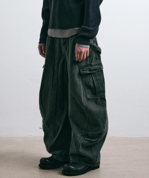 LEARVE(ルアブ)の「スプリットアークカーブカーゴパンツオリーブ(デニムパンツ・メンズ・その他・MEDIUM/LARGE/SMALL/X-LARGE)」の6枚目の写真