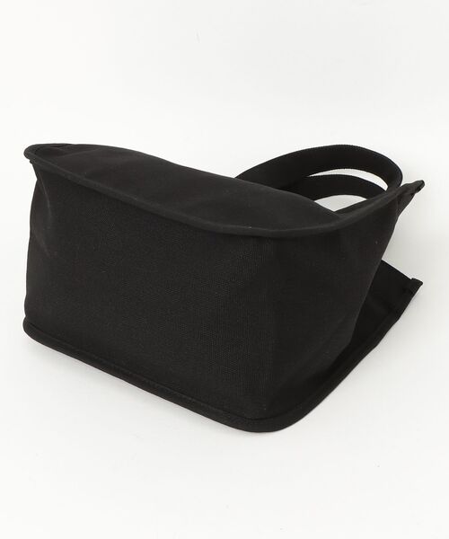 X-girl（エックスガール）の「SMALL LOGO TOTE BAG（ショルダーバッグ・レディース・ブラック/ホワイト/ベージュ・ONE SIZE）」の5枚目の写真