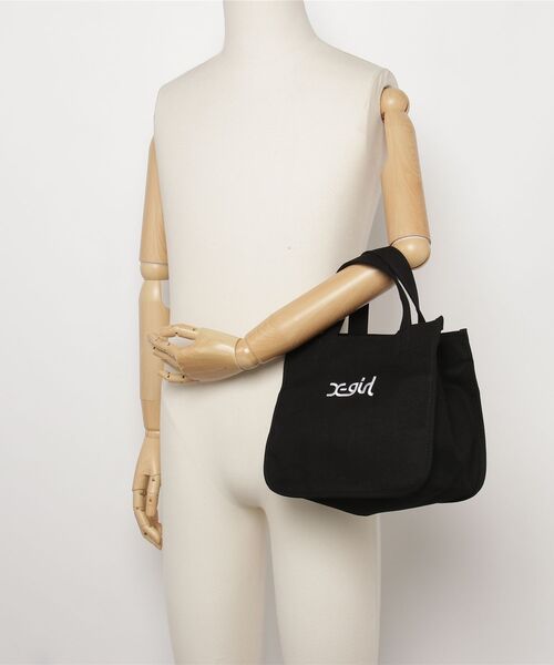 X-girl（エックスガール）の「SMALL LOGO TOTE BAG（ショルダーバッグ・レディース・ブラック/ホワイト/ベージュ・ONE SIZE）」の7枚目の写真