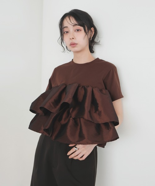 LIAN(リアン)の「シャイニーフリルTシャツ(Tシャツ/カットソー・レディース・ブラウン/ブラック/オフホワイト・FREE)」の17枚目の写真