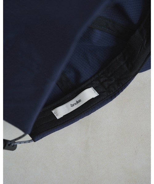 anuke(アンヌーク)の「Drawstring Logo Cap(キャップ・レディース・ネイビー/ブラック・FREE)」の11枚目の写真