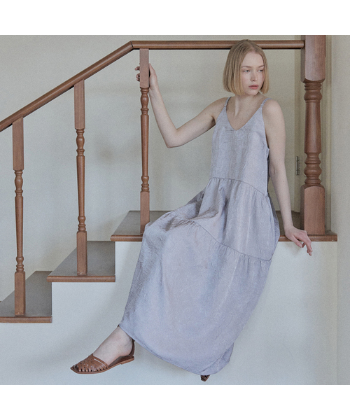 AVANT-G（アバン）の「Metal Shirring Long Dress - 2COLOR（ワンピース・レディース・チャコールグレー/ラベンダー・FREE）」の2枚目の写真
