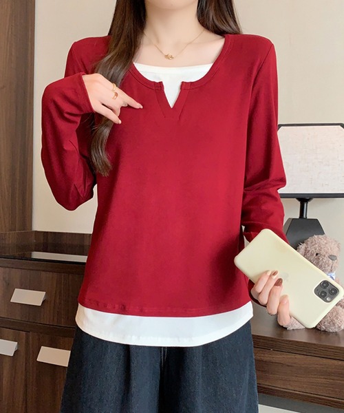 2ly2(トゥーリートゥー)の「レイヤード風 Vネックトップス(Tシャツ/カットソー・レディース・ネイビー/グレー/ボルドー/ブラック・FREE)」の4枚目の写真