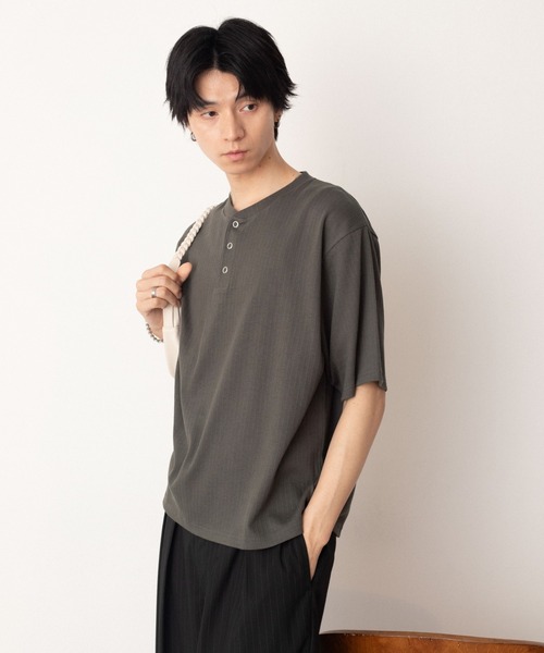 LUCY(ルーシー)の「LUCY/【26年春夏新作】リングドットヘンリーネックリブT(Tシャツ/カットソー・メンズ・ブラック/ブラウン/ブラック系1・LARGE/MEDIUM)」の17枚目の写真