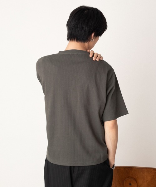 LUCY(ルーシー)の「LUCY/【26年春夏新作】リングドットヘンリーネックリブT(Tシャツ/カットソー・メンズ・ブラック/ブラウン/ブラック系1・LARGE/MEDIUM)」の18枚目の写真