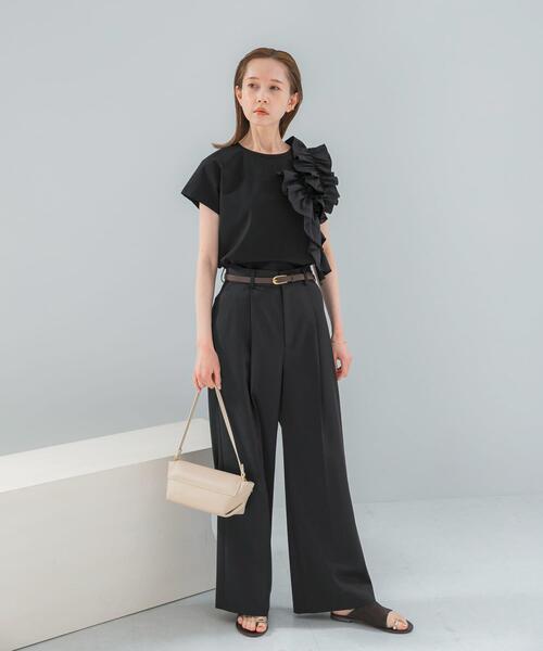 URBAN RESEARCH ROSSO WOMEN(アーバンリサーチ ロッソ)の「フリルドッキングTEEブラウス(Tシャツ/カットソー・レディース・オフホワイト/グレー/ブラック・FREE)」の21枚目の写真