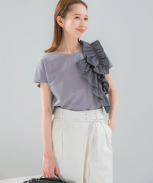 URBAN RESEARCH ROSSO WOMEN（アーバンリサーチ　ロッソ）の「フリルドッキングTEEブラウス（Tシャツ/カットソー・レディース・オフホワイト/グレー/ブラック・FREE）」の12枚目の写真