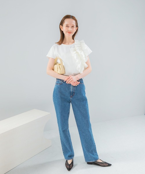 URBAN RESEARCH ROSSO WOMEN（アーバンリサーチ　ロッソ）の「フリルドッキングTEEブラウス（Tシャツ/カットソー・レディース・オフホワイト/グレー/ブラック・FREE）」の19枚目の写真