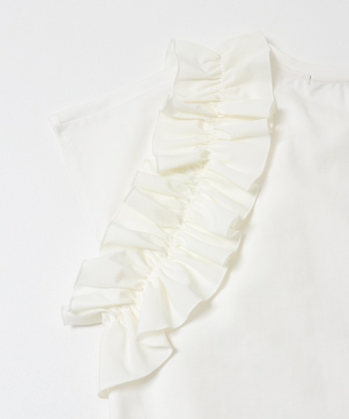 URBAN RESEARCH ROSSO WOMEN（アーバンリサーチ　ロッソ）の「フリルドッキングTEEブラウス（Tシャツ/カットソー・レディース・オフホワイト/グレー/ブラック・FREE）」の11枚目の写真