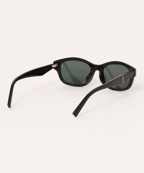 Saint Laurent(サンローラン)の「【SAINT LAURENT/サンローラン】キャットアイ サングラス SL M172/F 001 54 ブラック(サングラス・レディース・ブラック・FREE)」の3枚目の写真