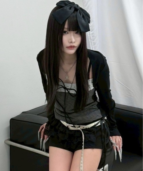 Never mind the XU / Chikashitsu+（ネバーマインド ザ エックスユー / チカシツプラス）の「【nmtc+】bolero tight dot tops / 【エヌエムティーシープラス】ボレロタイトドット長袖Ｔシャツ <着用動画あり>（Tシャツ/カットソー・レディース・グレー/ブラック・ONE SIZE）」の9枚目の写真