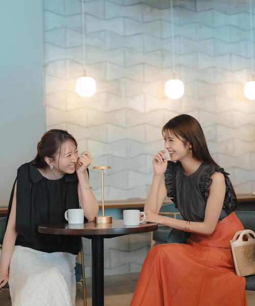NATURAL BEAUTY BASIC(ナチュラルビューティーベーシック)の「【sweet掲載】【ちょうど、いい服】ときめきリボンブラウス(シャツ/ブラウス・レディース・オフホワイト/ブラック/レッド/ブルー・MEDIUM/SMALL)」の20枚目の写真