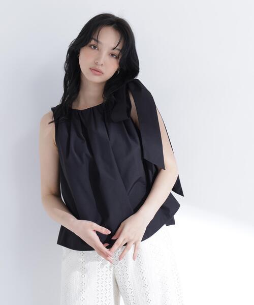 NATURAL BEAUTY BASIC(ナチュラルビューティーベーシック)の「【sweet掲載】【ちょうど、いい服】ときめきリボンブラウス(シャツ/ブラウス・レディース・オフホワイト/ブラック/レッド/ブルー・MEDIUM/SMALL)」の14枚目の写真