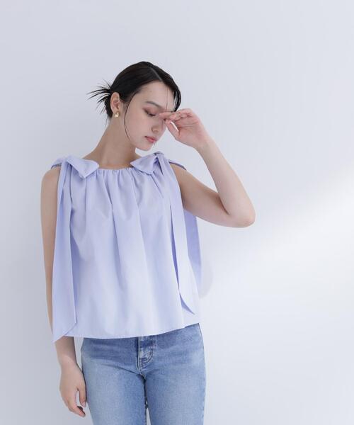 NATURAL BEAUTY BASIC(ナチュラルビューティーベーシック)の「【sweet掲載】【ちょうど、いい服】ときめきリボンブラウス(シャツ/ブラウス・レディース・オフホワイト/ブラック/レッド/ブルー・MEDIUM/SMALL)」の11枚目の写真