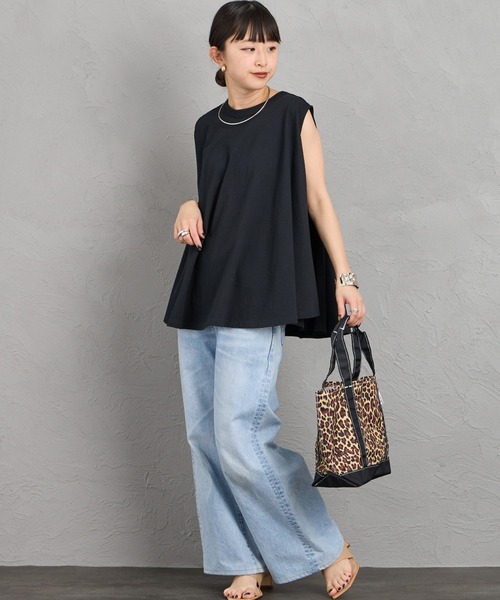 ORCIVAL（オーシバル）の「[ORCIVAL/オーシバル] ノースリーブデザイン Tシャツ（Tシャツ/カットソー・レディース・ブラック/ホワイト・1）」の4枚目の写真