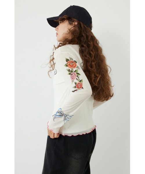 RODEO CROWNS WIDE BOWL(ロデオクラウンズワイドボウル)の「(Ed Hardy)シアーロングスリーブ Tシャツ(Tシャツ/カットソー・レディース・オフホワイト/カモフラージュ/ブラック/ライトピンク・FREE)」の6枚目の写真