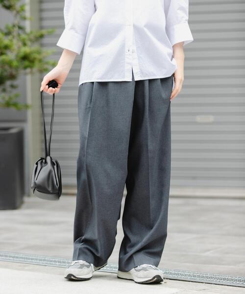 FORK&SPOON(フォークアンドスプーン)の「FORK&SPOON フロントラップパンツ(その他パンツ・レディース・ベージュ/グレー・2/1)」の1枚目の写真