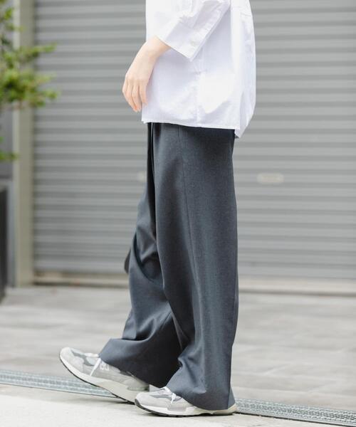 FORK&SPOON(フォークアンドスプーン)の「FORK&SPOON フロントラップパンツ(その他パンツ・レディース・ベージュ/グレー・2/1)」の17枚目の写真