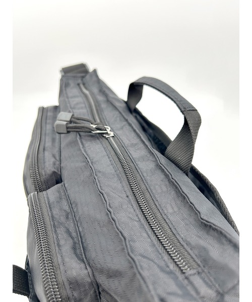POLOCHAMPS(ポロチャンプス)の「POLOCHAMPS/ポロチャンプス 多機能 横型ショルダーバッグ/B5サイズ対応/リップストップ(ショルダーバッグ・メンズ・ブラック/グレー・FREE)」の10枚目の写真