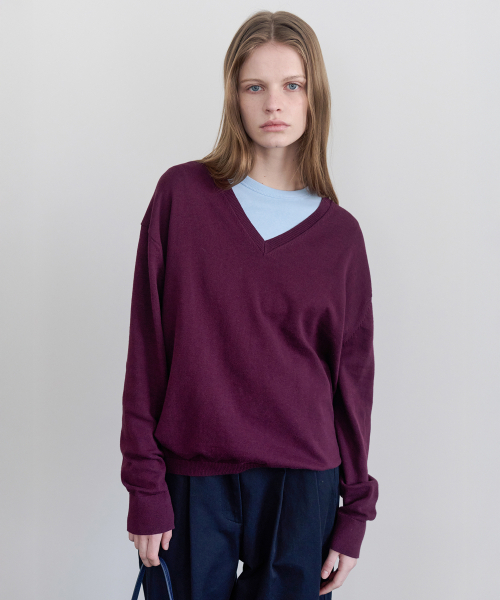 LEVAR（レバー）の「All-day Cotton V-neck Knit - Plum（ニット/セーター・レディース・その他・FREE）」の3枚目の写真